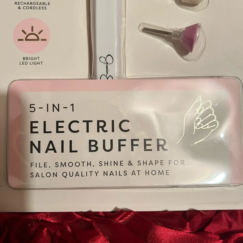Jessica Simpson -‎ 🆕Electric nail buffer 5 in 1